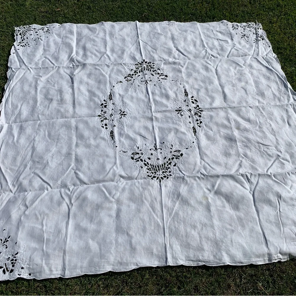 Table cloth